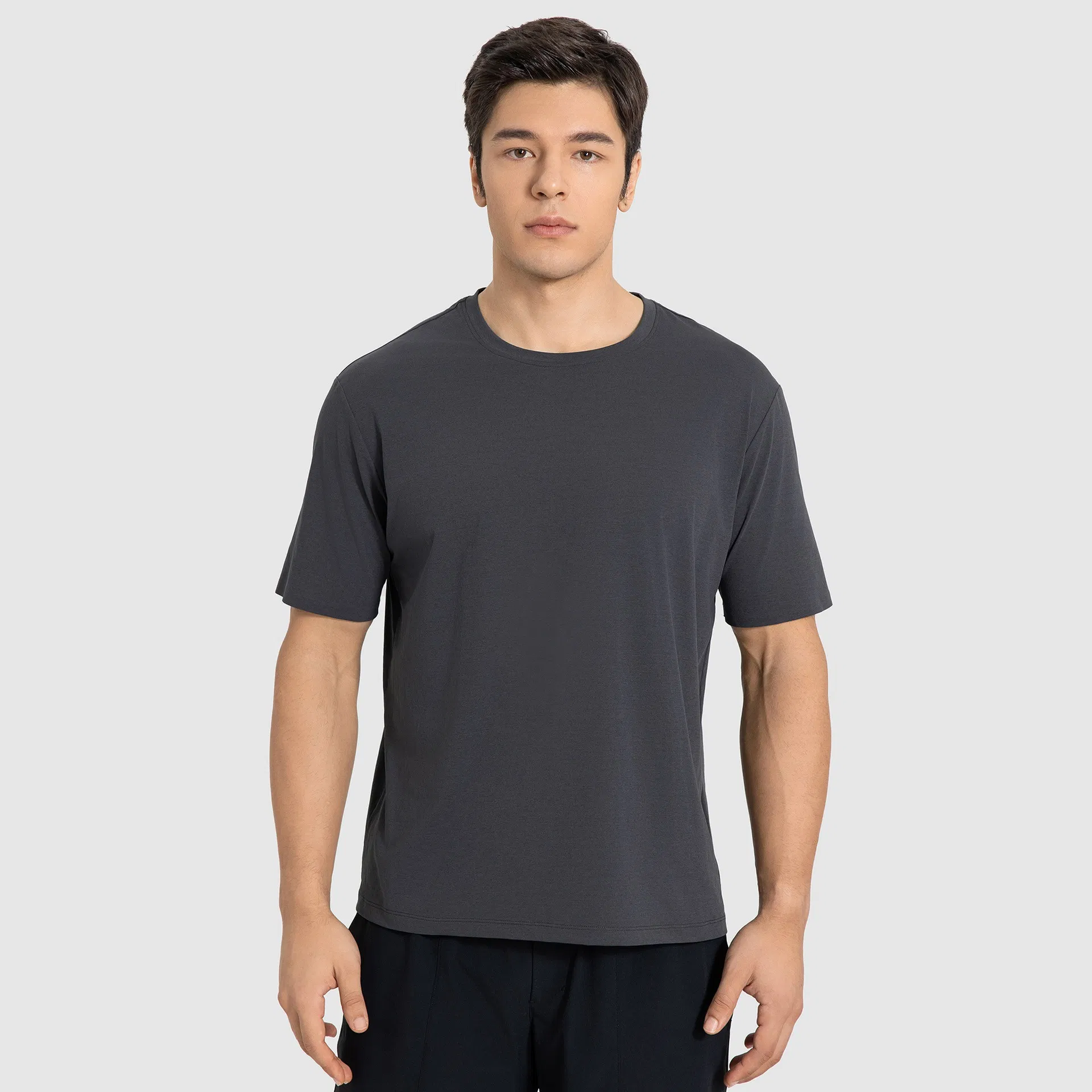 Запас Пользовательских мужских видов спорта Спортивная Йога Беговая тренировка Фитнес-футболка Одежда для тренажерного зала Одежда Ткань Мода Повседневная мужская спортивная одежда