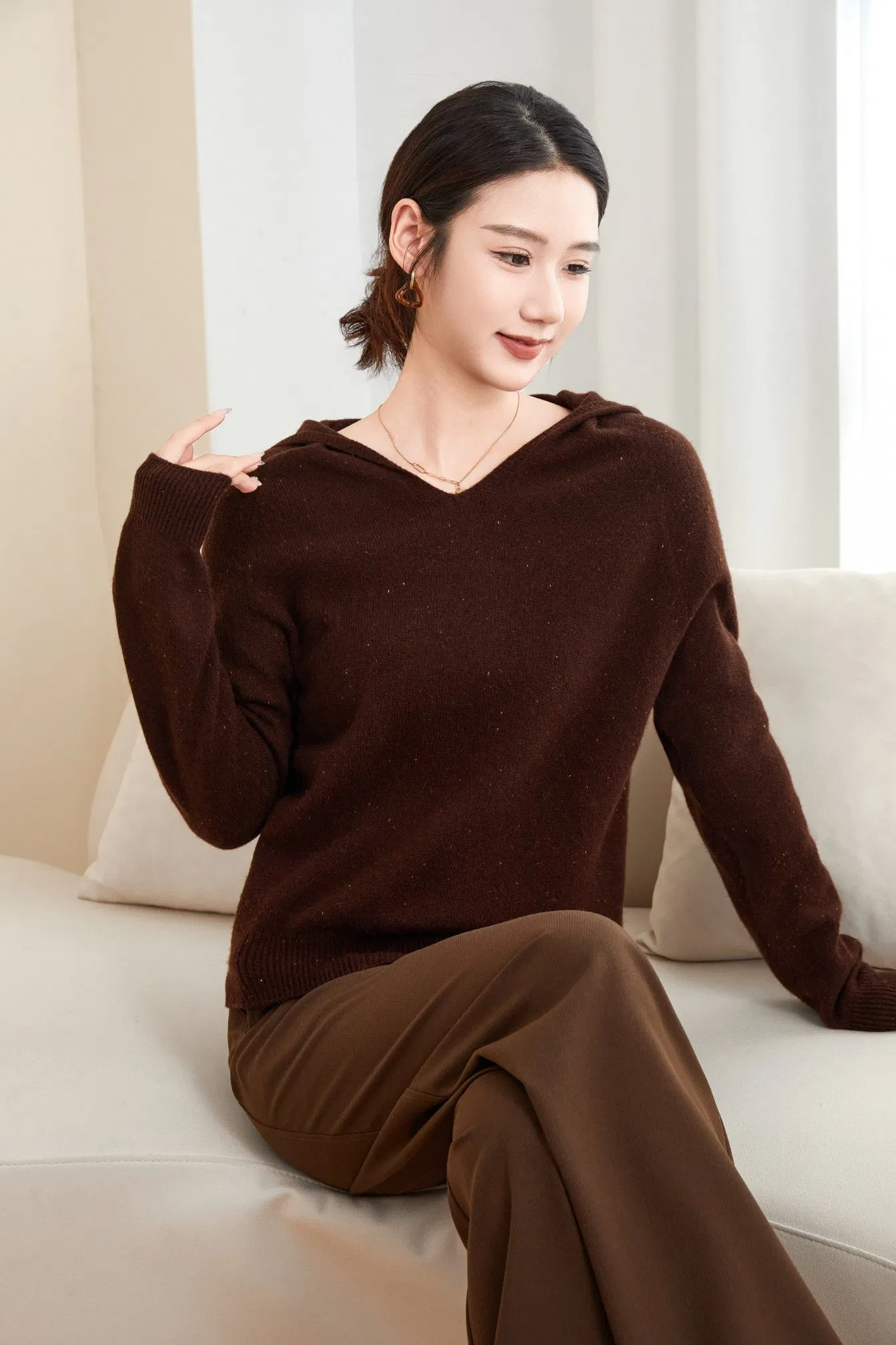 Женский осенне-зимний однотонный повседневный пуловер с капюшоном из 100% шерсти с капюшоном от prime