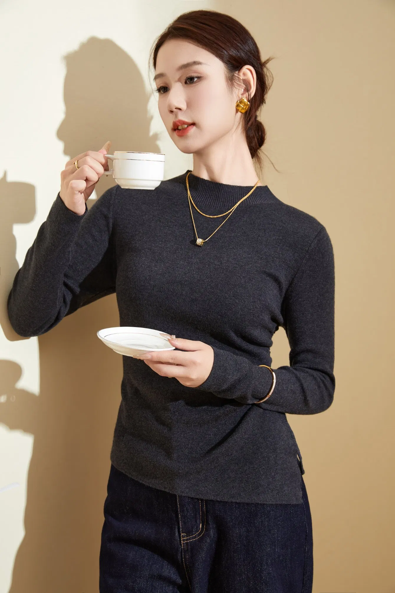 Роскошный женский свитер-пуловер с завязками по бокам из 100% шерсти класса люкс