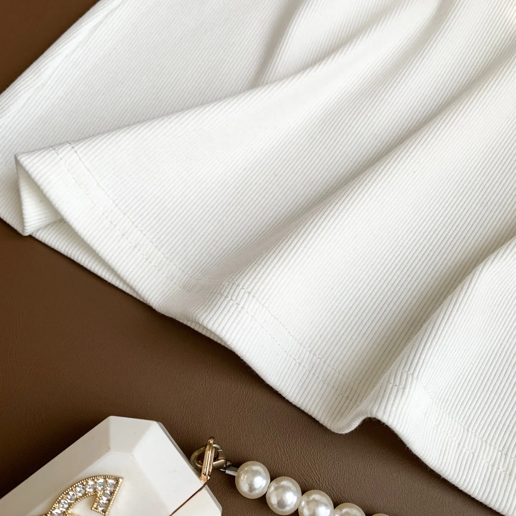 Кружевной трикотажный топ на бретелях без рукавов: женская эластичная приталенная базовая рубашка prime