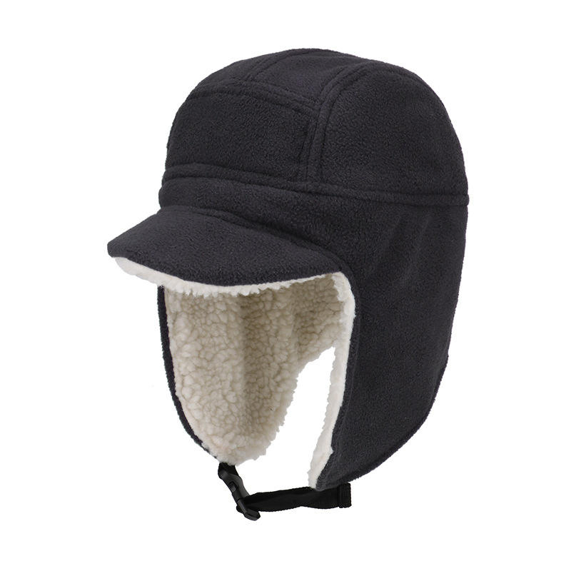 Отличная теплая зимняя шапка с регулируемой защитой ушей