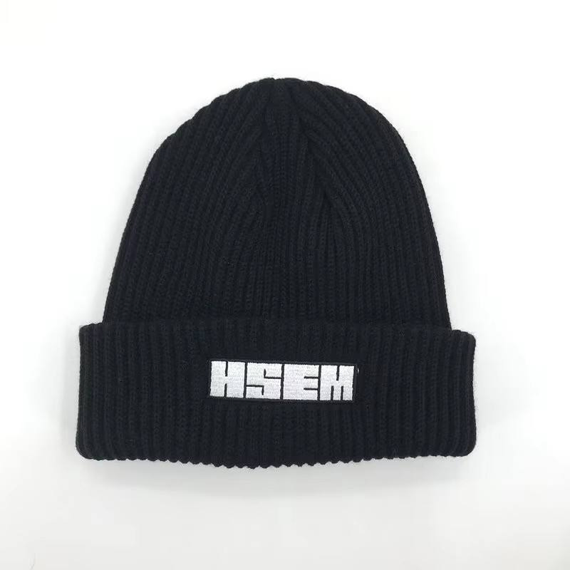 Модная акриловая вязаная зимняя шапка для прогулок на свежем воздухе