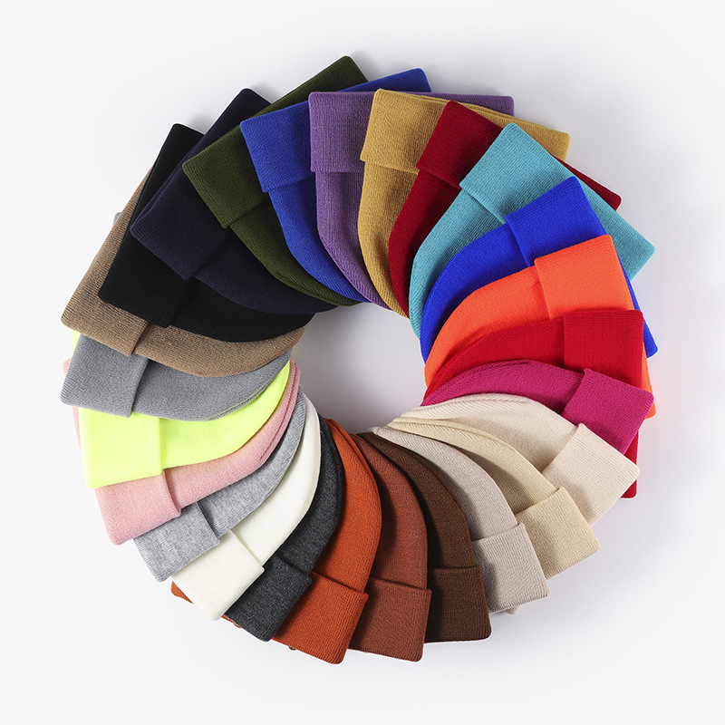 Оптовая продажа роскошных теплых жаккардовых зимних вязаных шапок Beanie с вышивкой на заказ от дизайнера